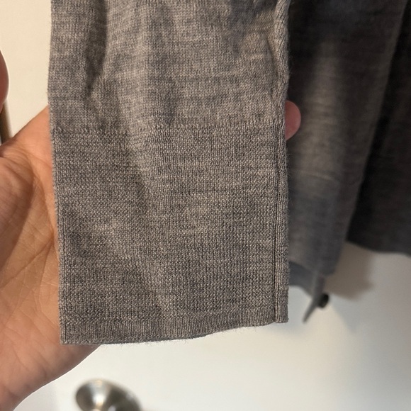 100% Merino wool  Button-Up Cardigan - Picture 6 of 7